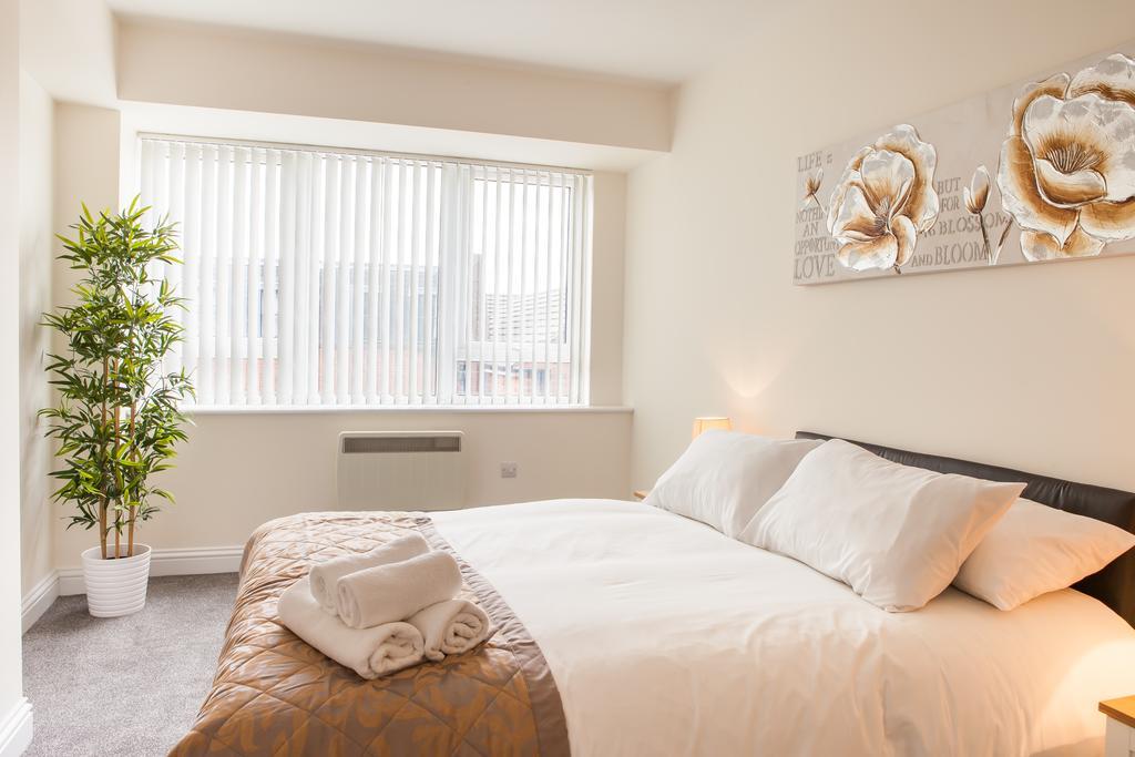Guild House Apartment Swindon Ngoại thất bức ảnh