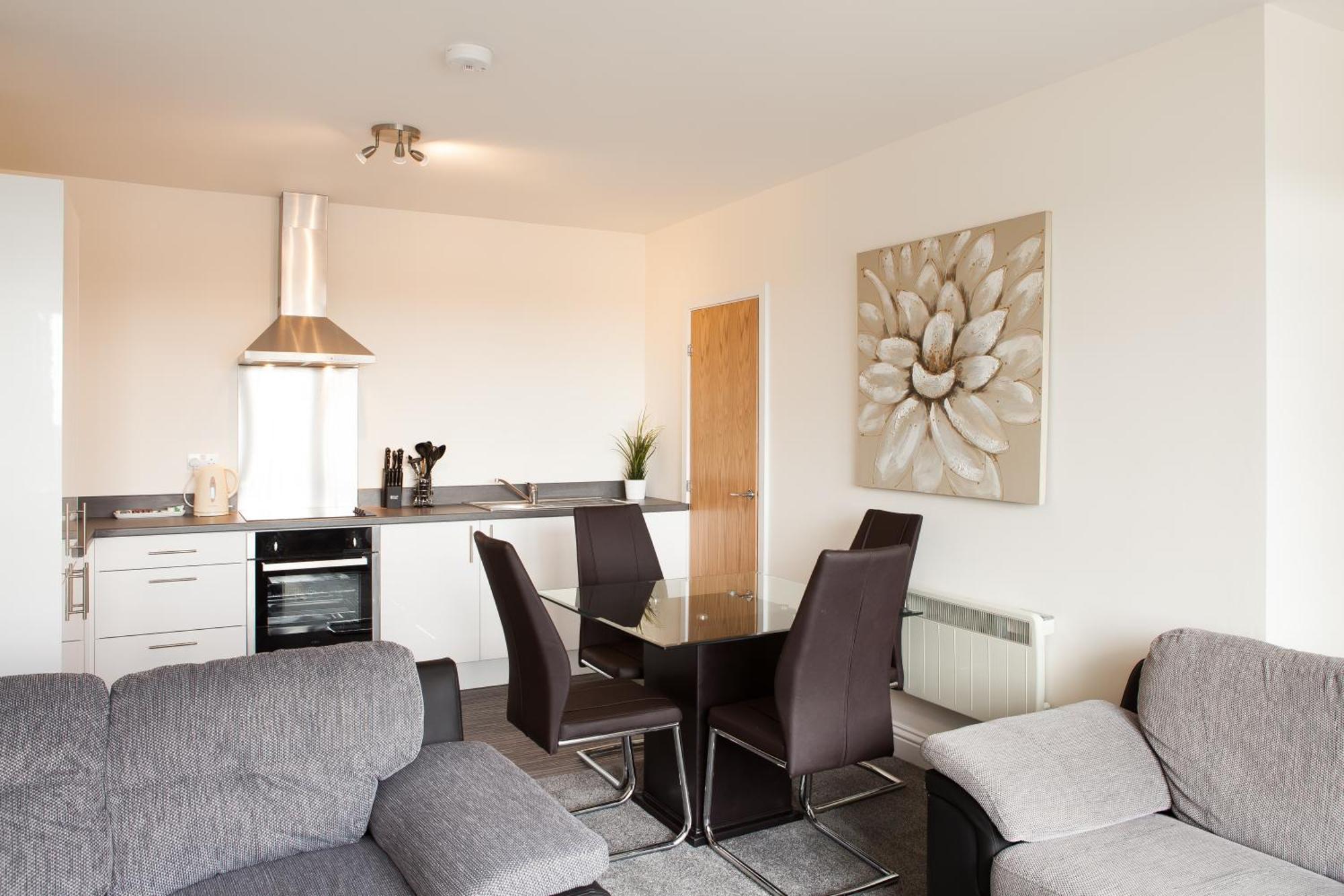 Guild House Apartment Swindon Ngoại thất bức ảnh