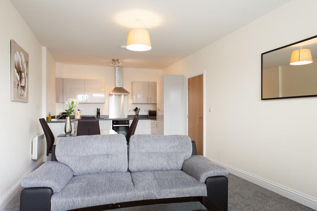 Guild House Apartment Swindon Ngoại thất bức ảnh
